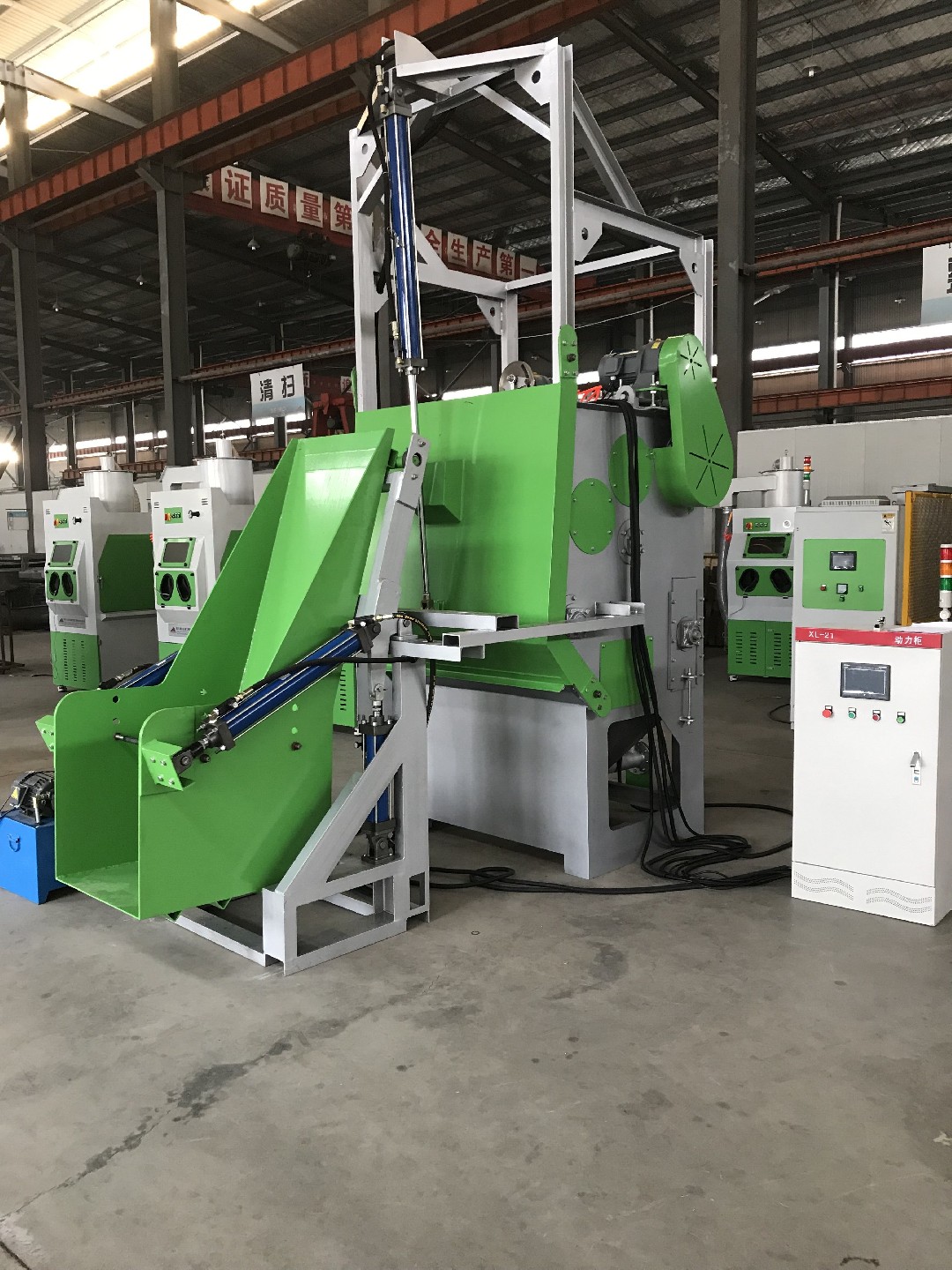TB-SF300KG-6A自動上下料履帶式自動噴砂機，履帶液體自動噴砂機，自動液體噴砂機